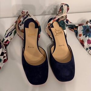 Super Rare - Christian Louboutin Nitadiva 35MM (1.3") Veau Velours/Crepe Verger